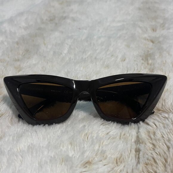 Bottega Veneta Cat-Eye Sunglasses in Brown BV1101S 004 main image 9